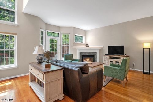 25 Rock Creek Woods Dr, Lambertville, NJ, 08530-1112 | Card Image