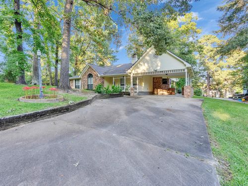 185 Lake Dr, Onalaska, TX, 77360-5053 | Card Image