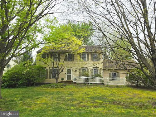 410 Cardinal Ct, LANCASTER, PA, 17603-4572 | Card Image