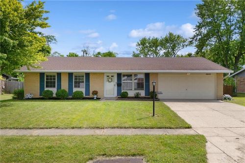 6800 Glenhills Dr, Englewood, OH, 45322-3514 | Card Image