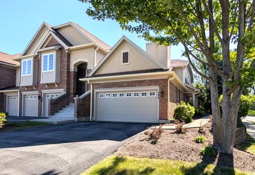 598 Harvey Lake Dr, Vernon Hills, IL, 60061-1204 | Card Image