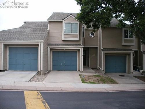 3523 Atlantic Dr, Colorado Springs, CO, 80910-3933 | Card Image