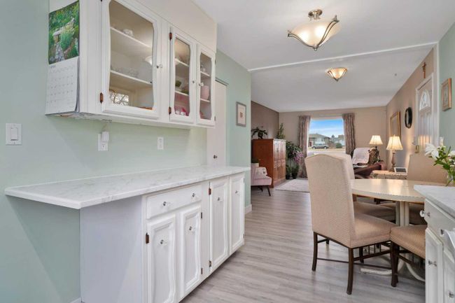 6136 Horn Street, Home with 4 bedrooms, 2 bathrooms and 2 parking in Red Deer AB | Image 10