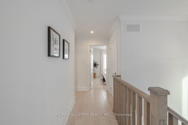 44 Bromont Dr, House other with 4 bedrooms, 4 bathrooms and 4 parking in Millbrook ON | Image 26