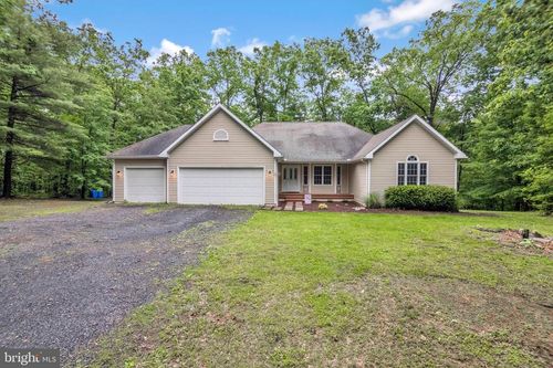 164 Wandering Ln, HEDGESVILLE, WV, 25427-6174 | Card Image