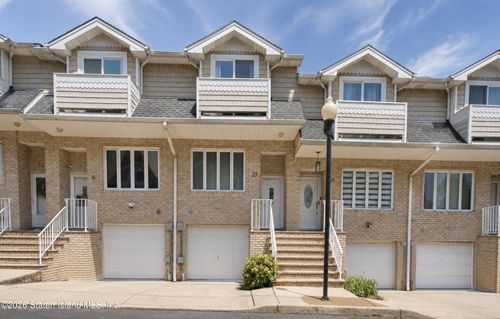 23 Navigator Court, Staten Island, NY, 10309 | Card Image