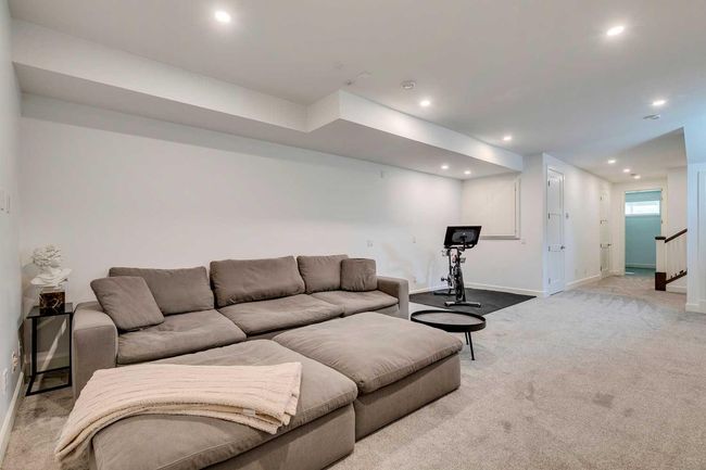 18 27 Avenue Sw, House other with 4 bedrooms, 4 bathrooms and 2 parking in Calgary AB | Image 44