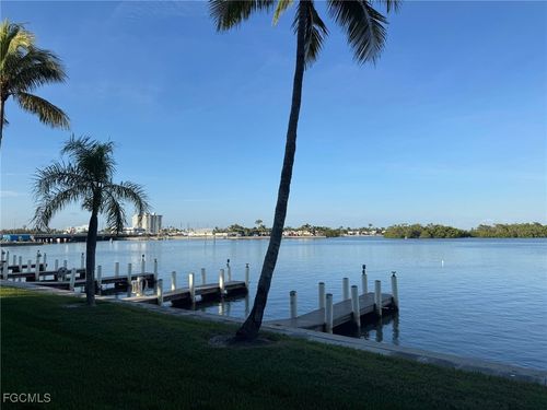 115-894 Buttonwood Dr, FORT MYERS BEACH, FL, 33931-2250 | Card Image