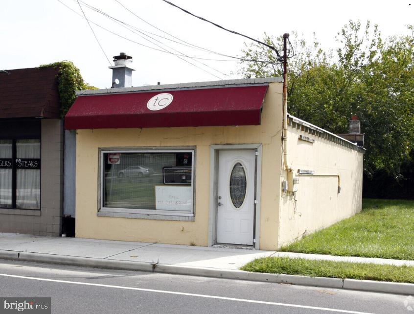 127 Fort Dix St, Wrightstown, NJ 08562