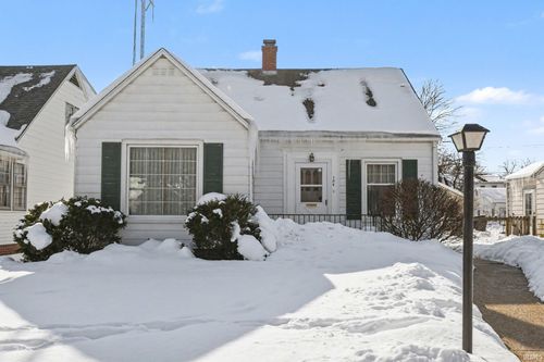 506 W Angela Blvd, South Bend, IN, 46617-1006 | Card Image