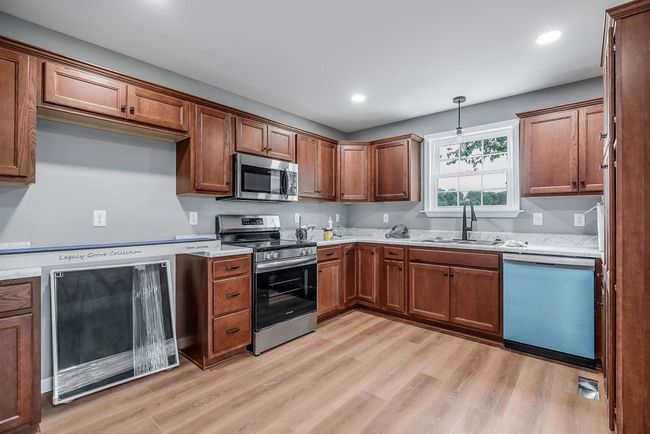 15481 Old Kentucky Rd, House other with 3 bedrooms, 2 bathrooms and null parking in Walling TN | Image 7
