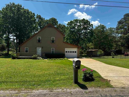 110 Sauger Rd, Crump, TN, 38327-3716 | Card Image