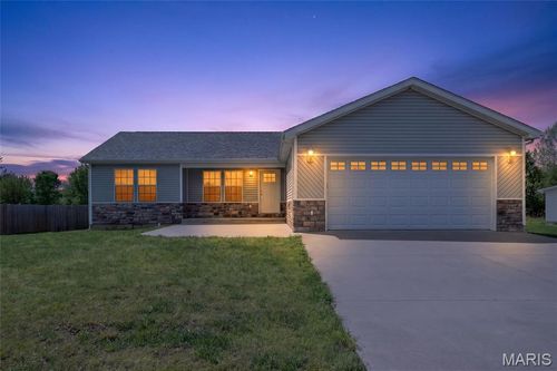 1443 Tanner Ct, Lebanon, MO, 65536 | Card Image