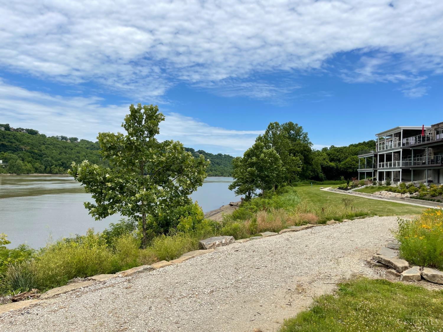 Land in Cincinnati 5