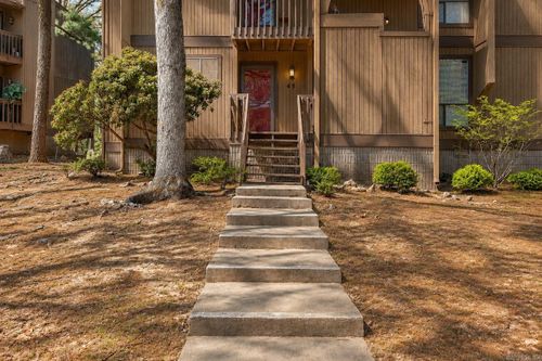 45-503 Green Mountain Cir, Little Rock, AR, 72211-2637 | Card Image