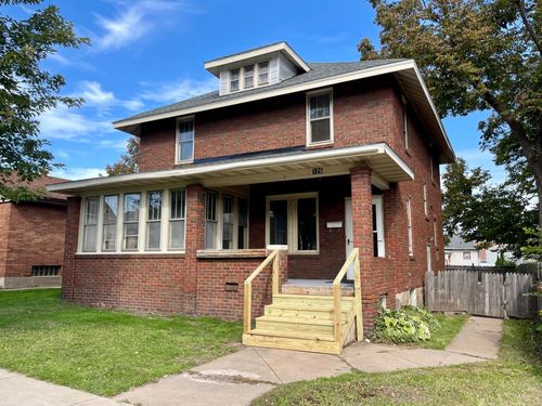 126 2nd St Sw, Chisholm, MN, 55719-2006 | Card Image