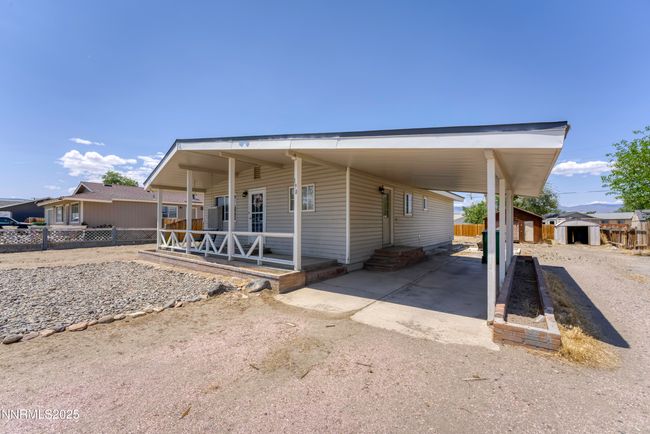 190 E Cedar St, House other with 3 bedrooms, 2 bathrooms and 3 parking in Fernley NV | Image 5