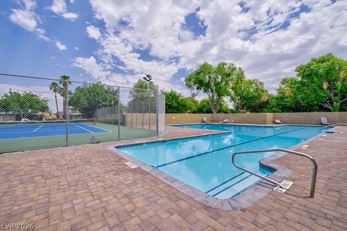 4-1417 Elizabeth Ave, Las Vegas, NV, 89119-6477 | Card Image