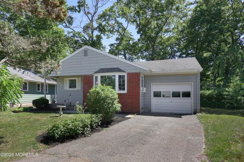 61 Morning Glory Ct, Toms River, NJ, 08755-3233 | Card Image