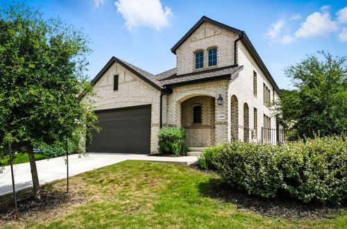 8100 Copper Prairie Bnd, Lago Vista, TX, 78645-2333 | Card Image