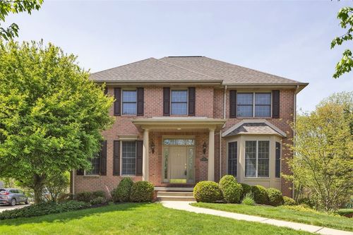 215 Gate Dancer Dr, Cranberry Twp, PA, 16066-2217 | Card Image