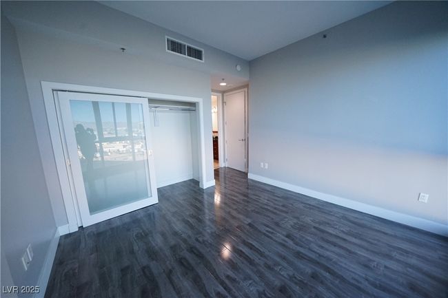 UNIT-804 - 4525 Dean Martin Dr, Condo with 2 bedrooms, 2 bathrooms and null parking in Las Vegas NV | Image 18
