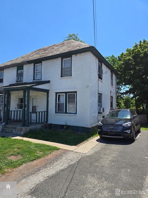 616 Somerset St, New Brunswick, NJ, 08901-3233 | Card Image