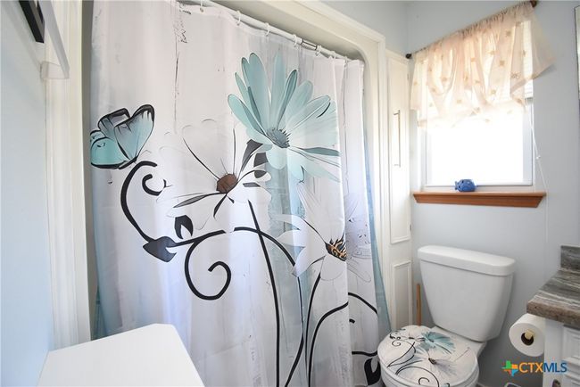 317 E Bayshore Dr, House other with 2 bedrooms, 2 bathrooms and null parking in Palacios TX | Image 37