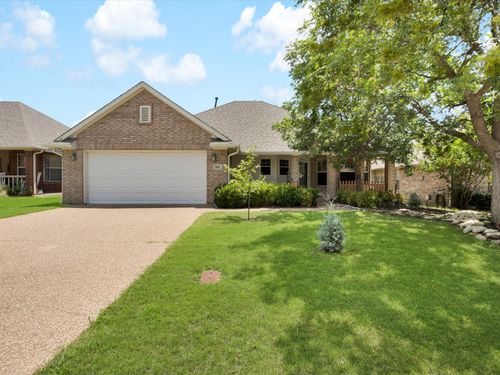 3401 Muleshoe Ln, Fort Worth, TX, 76179-2563 | Card Image