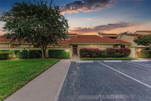 16-5362 Huntingwood Ct, SARASOTA, FL, 34235-5652 | Card Image