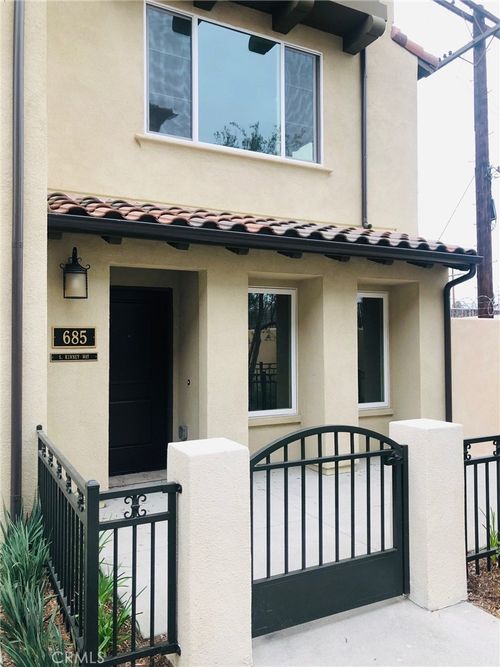 685 S Kinney Way, Anaheim, CA, 92805 | Card Image