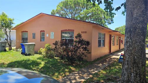 3-850 Sw 6th Ct, Pompano Beach, FL, 33060-8871 | Card Image