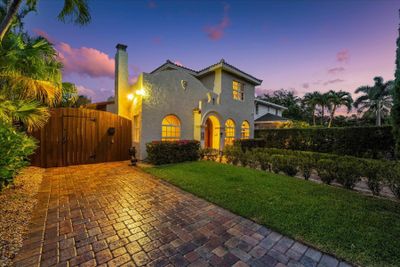 443 33rd Street, House other with 4 bedrooms, 4 bathrooms and null parking in West Palm Beach FL | Image 1