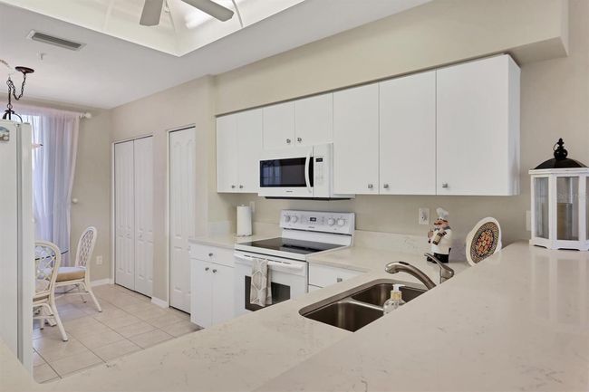 UNIT-1215 - 9641 Castle Point Dr, Condo with 2 bedrooms, 2 bathrooms and null parking in Sarasota FL | Image 24