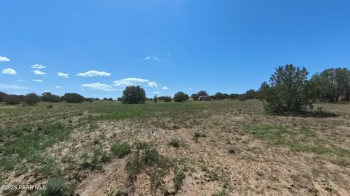 094F N Headwaters Rd, Paulden, AZ, 86334 | Card Image