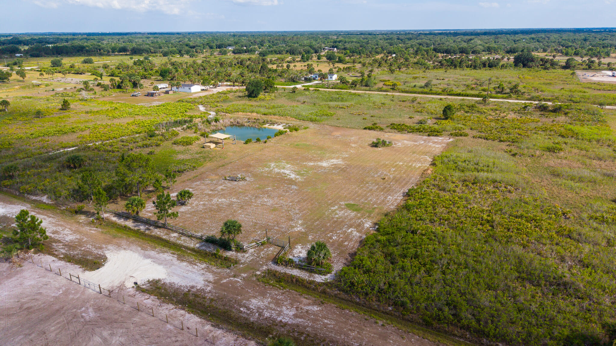 Land in Okeechobee