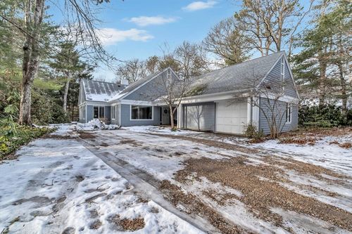 164 Coonamessett Cir, East Falmouth, MA, 02536-4040 | Card Image
