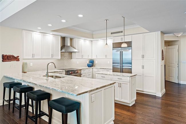 505 - 650 Collany Rd, Condo with 3 bedrooms, 4 bathrooms and null parking in Tierra Verde FL | Image 11