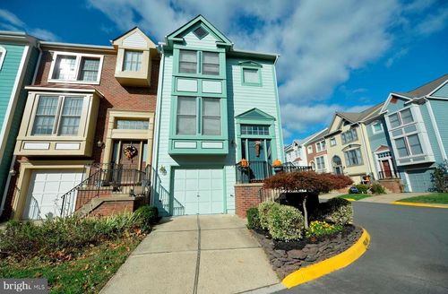102 Meherrin Ter Sw, LEESBURG, VA, 20175-2720 | Card Image