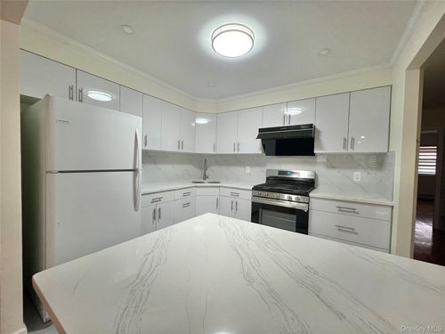 3a-4322 213th St, Bayside, NY, 11361-2855 | Card Image