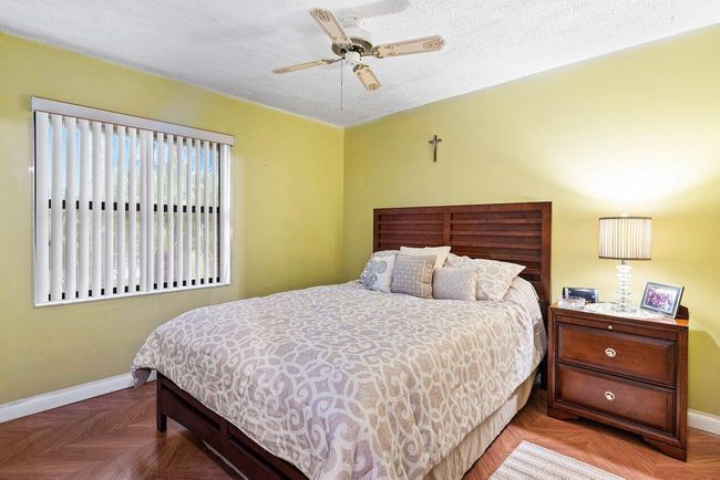 203 - 4689 Lucerne Lakes Blvd, Condo with 2 bedrooms, 2 bathrooms and null parking in LAKE WORTH FL | Image 16