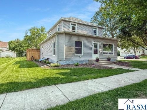 227 E 2nd St, Blue Earth, MN, 56013-1905 | Card Image