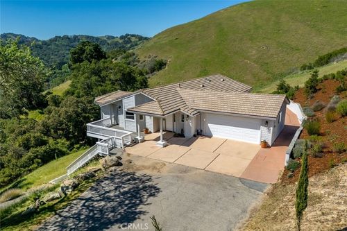 9500 Corona Rd, Atascadero, CA, 93422 | Card Image