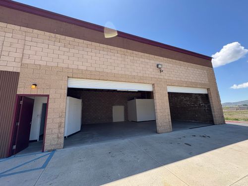 ste-h-151 N Mill St, Tehachapi, CA, 93561-1332 | Card Image