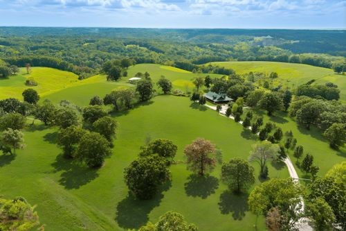 2024 Dogwood Tree Rd, Reeds Spring, MO, 65737-8165 | Card Image