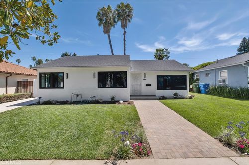 18234 Sugarman St, Tarzana, CA, 91356-4324 | Card Image