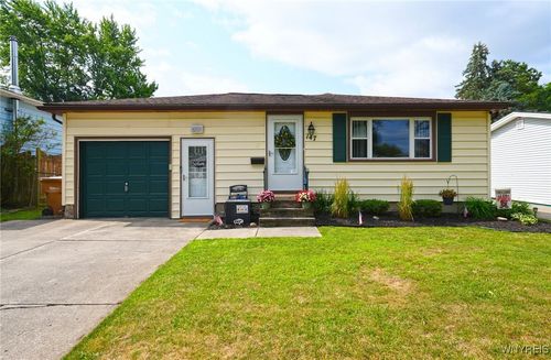 147 Basswood Dr, Cheektowaga, NY, 14227-2656 | Card Image
