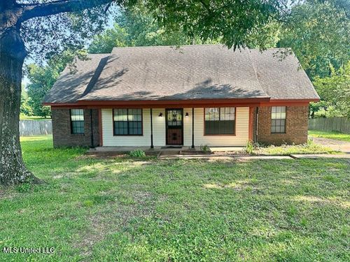 488 White Ash Dr, Southaven, MS, 38671-5407 | Card Image