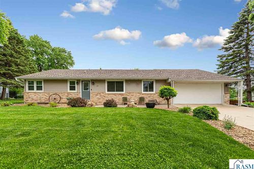 115 Catalina Dr, Mankato, MN, 56001-4147 | Card Image