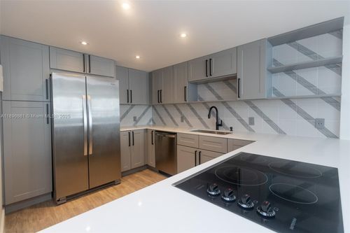 apt-1709-11 Island Ave, Miami Beach, FL, 33139-1338 | Card Image
